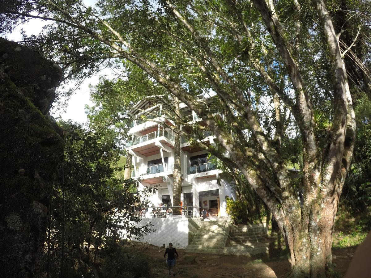 Hotel El Trocadero 圣拉菲尔 外观 照片