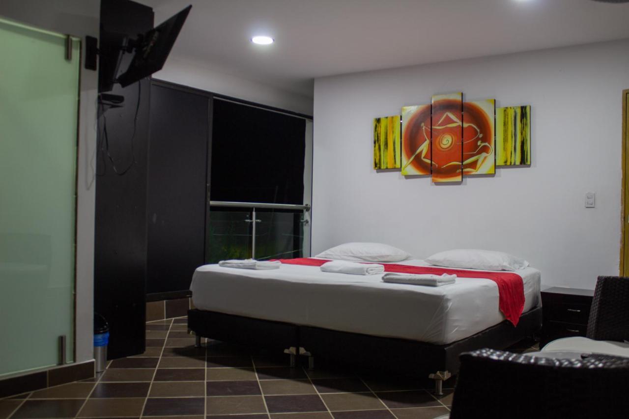 Hotel El Trocadero 圣拉菲尔 外观 照片